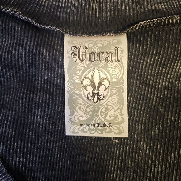 Vocal Women’s Rhinestone Cross Graphic V-Neck T-Shirt Black Biker Edgy DD721 - Picture 7 of 9